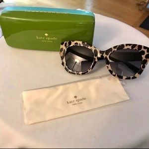 BRAND NEW! Kate Spade cat eye SUNGLASSES with case leopard print